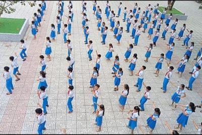 Liên đội  trường TH Tịnh Minh tham gia. Đồng diễn sân trường ” Tự hào thiếu nhi Việt Nam- Kun học tốt”