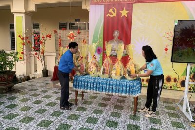 Xuân Gắn kết, tết yêu thương tại trường TH Tịnh Minh