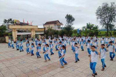 sinh hoạt câu lạc bộ võ cổ truyền trường th tịnh minh